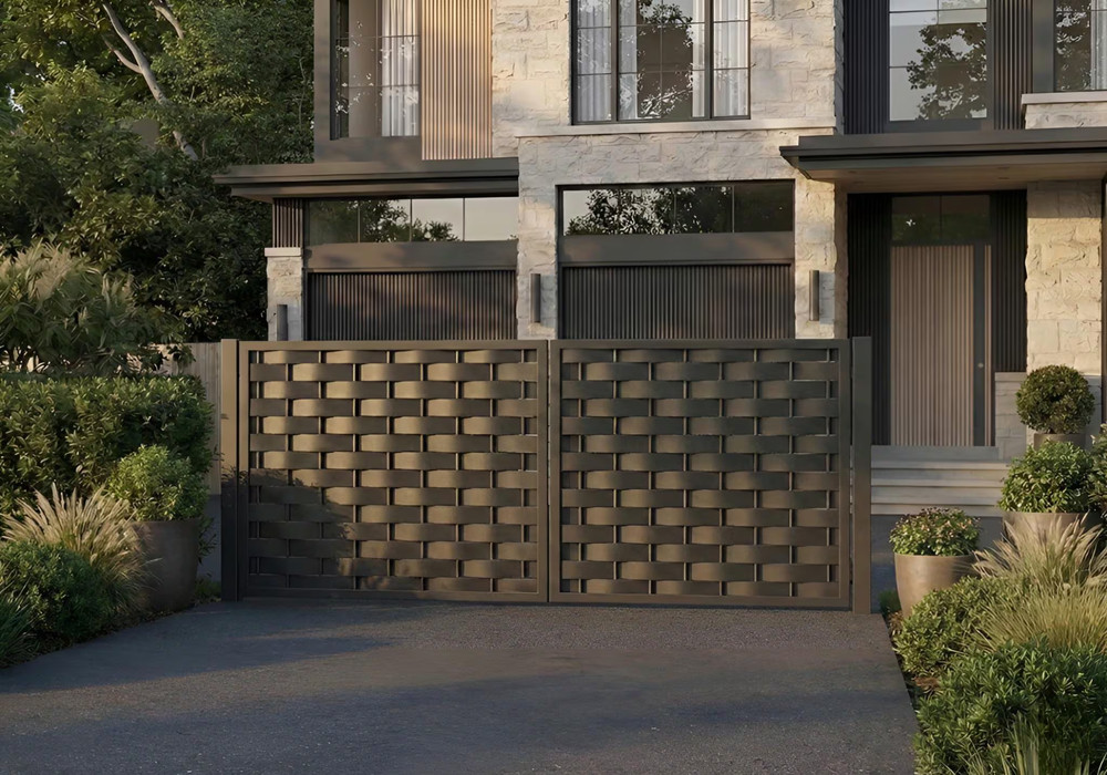 Modern Privacy Driveway Gate with Interwoven Design- DG111