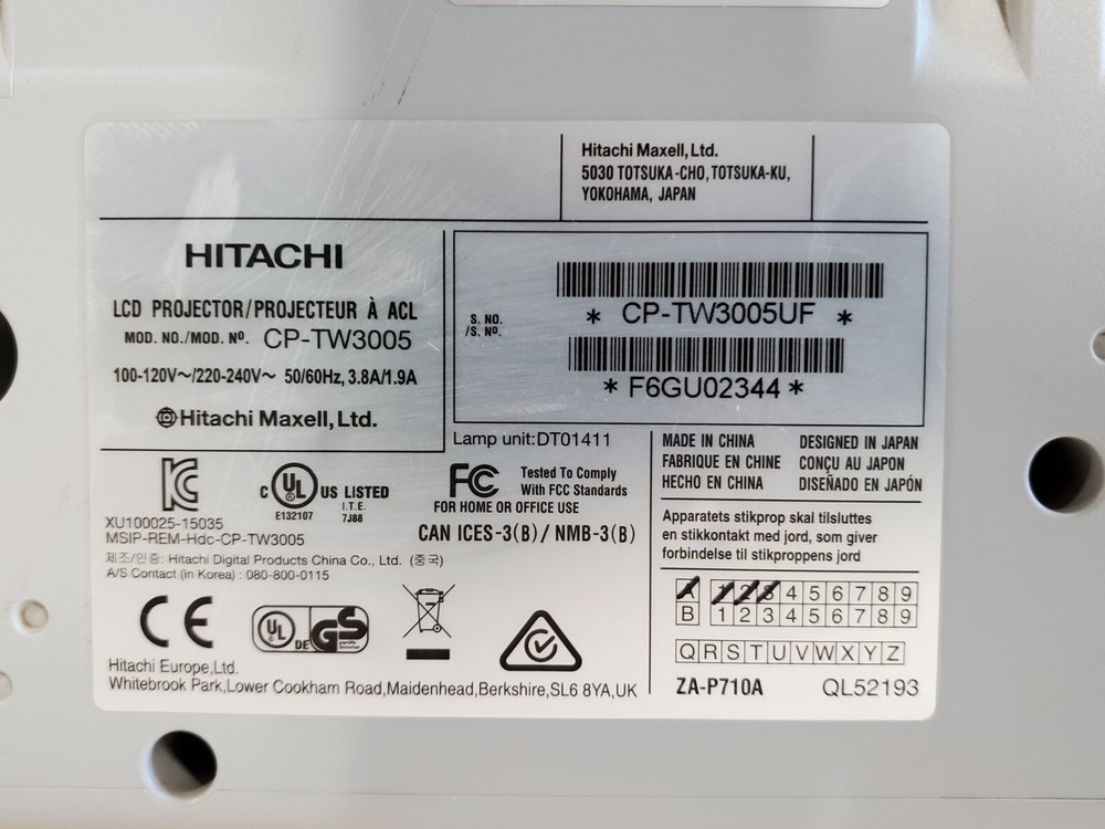 Hitachi CP-TW3005 Projector - Tested Working - No Remote