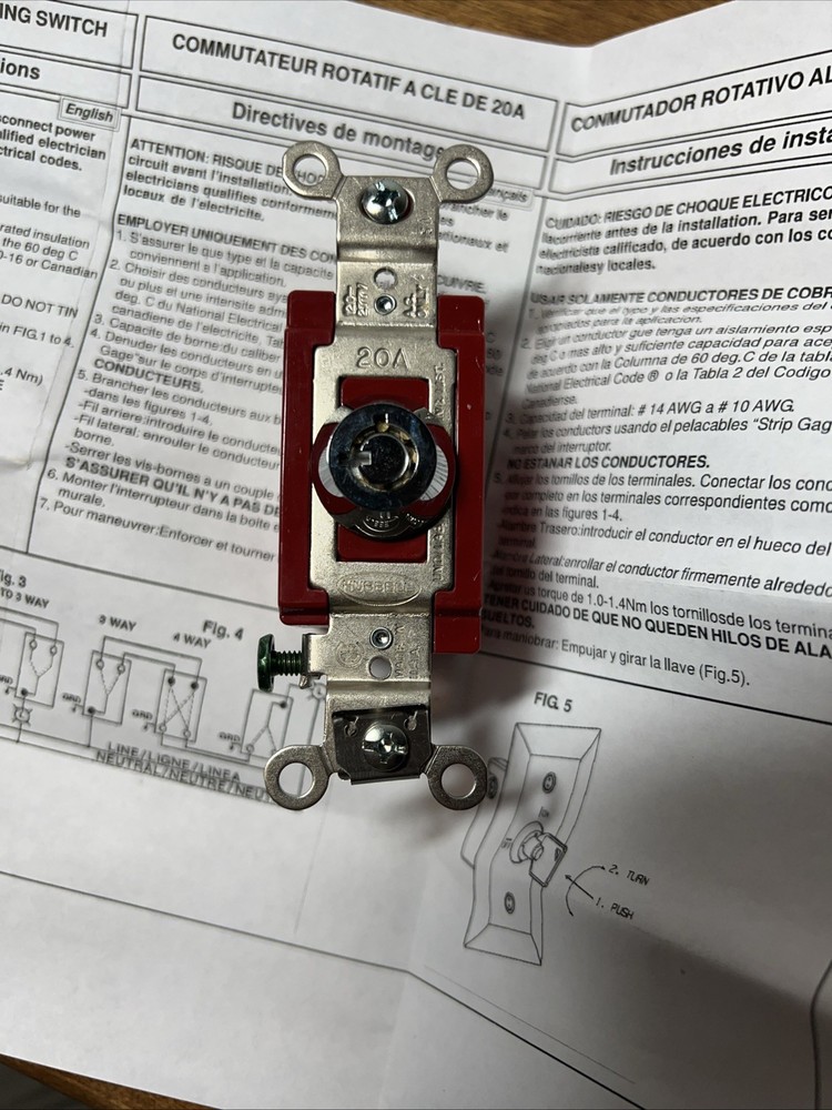 Hubbell PD1943 20-277V AC Locking Switch With 2 Keys