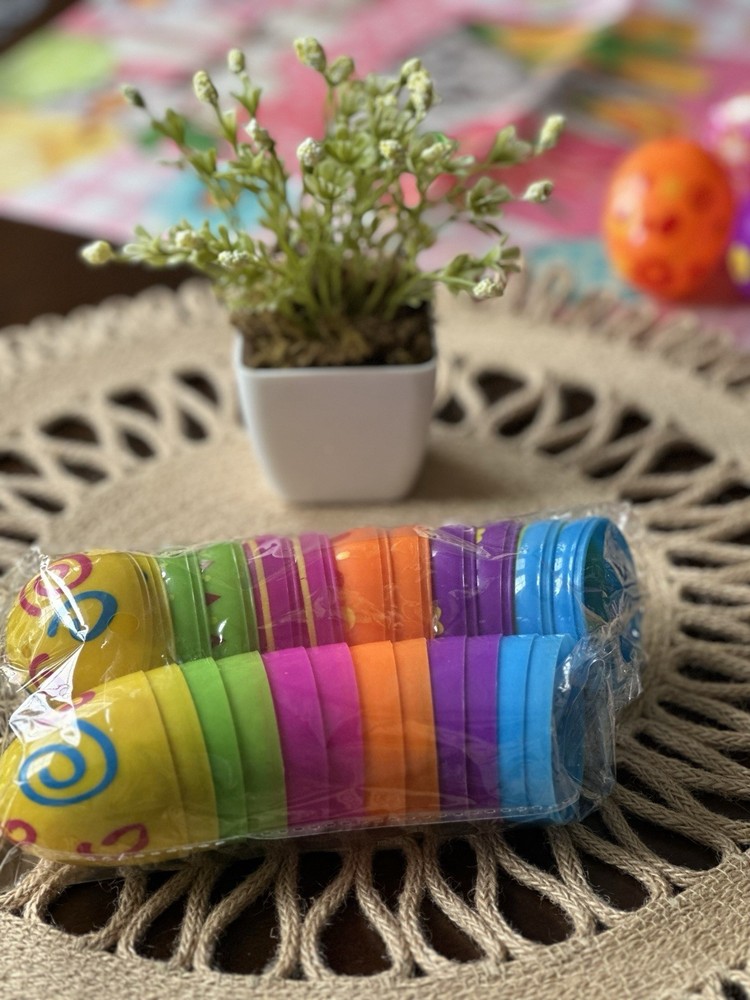 Easter Eggs “empty” Colored - 12 Pieces