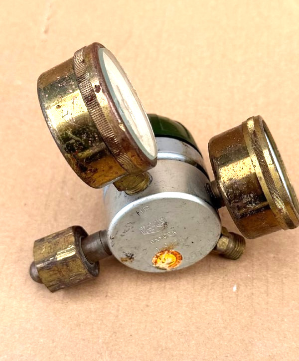 Marsh Instrument Compressed Gas Regulator for Welding