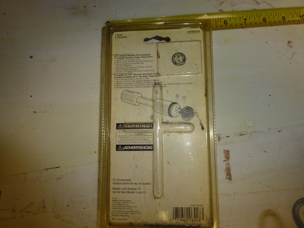 Master Lock 1479DAT Receiver Lock 5/8" Barbell style