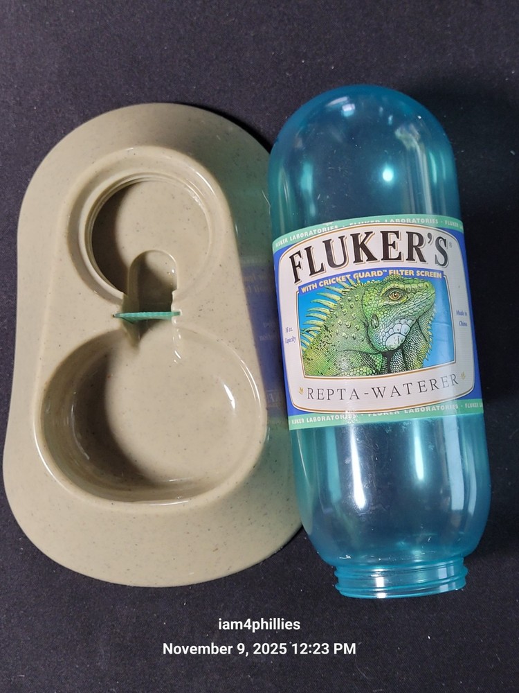 Reptile, Flukers Repta-Waterer - Large (16 oz Capacity)