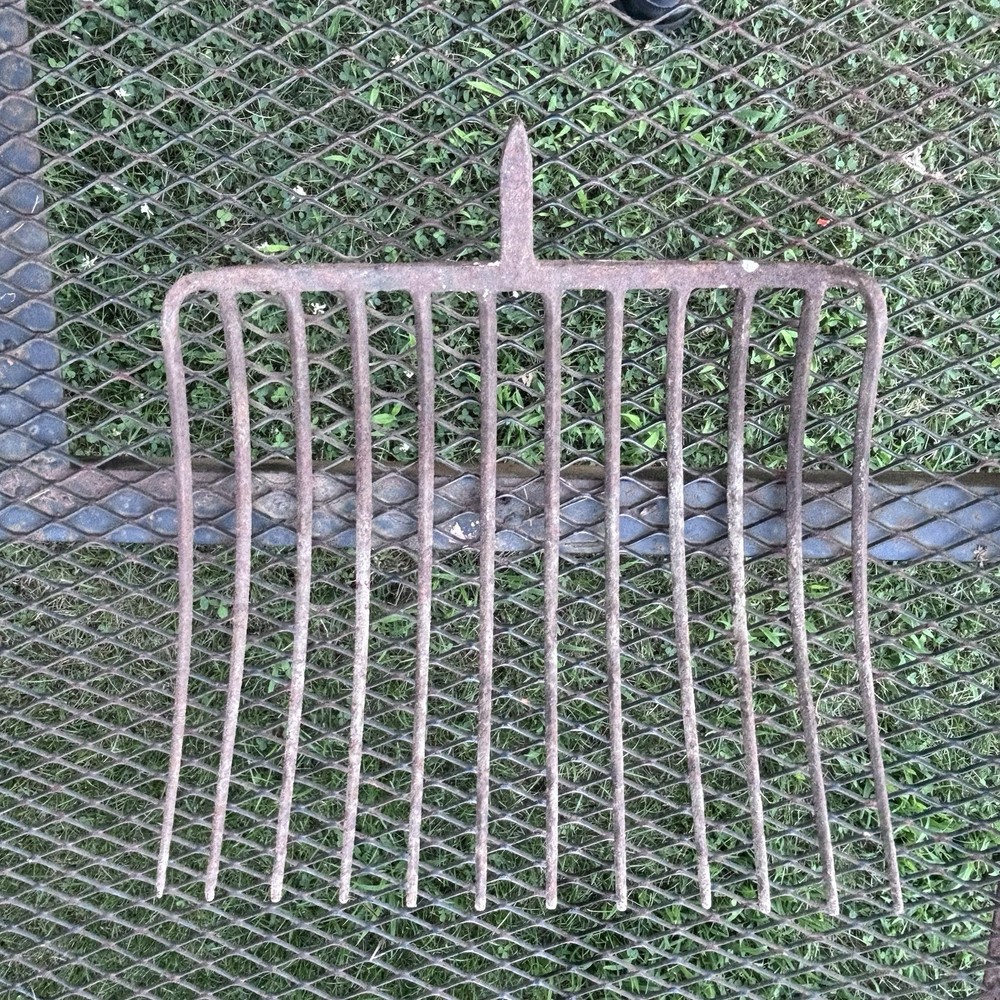 Antique Rake Head 17”