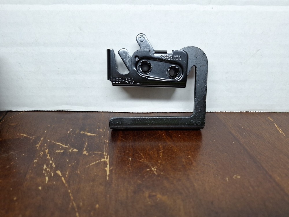 NOS International 3614680C1 Latch