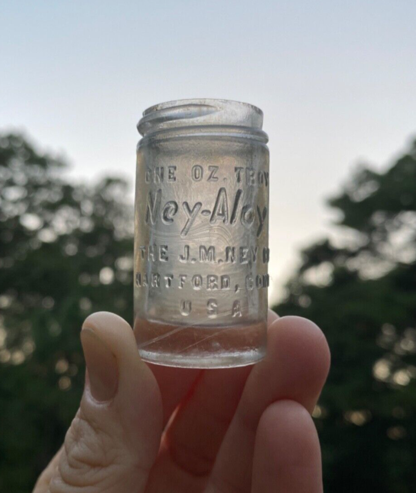 Small 1 Oz Ney Aloy Hartford, Connecticut Jar