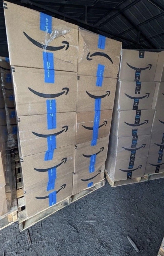 Amazon Box Merchandise Lost Items, Returned Packages, Unclaimed Goods - Mystery