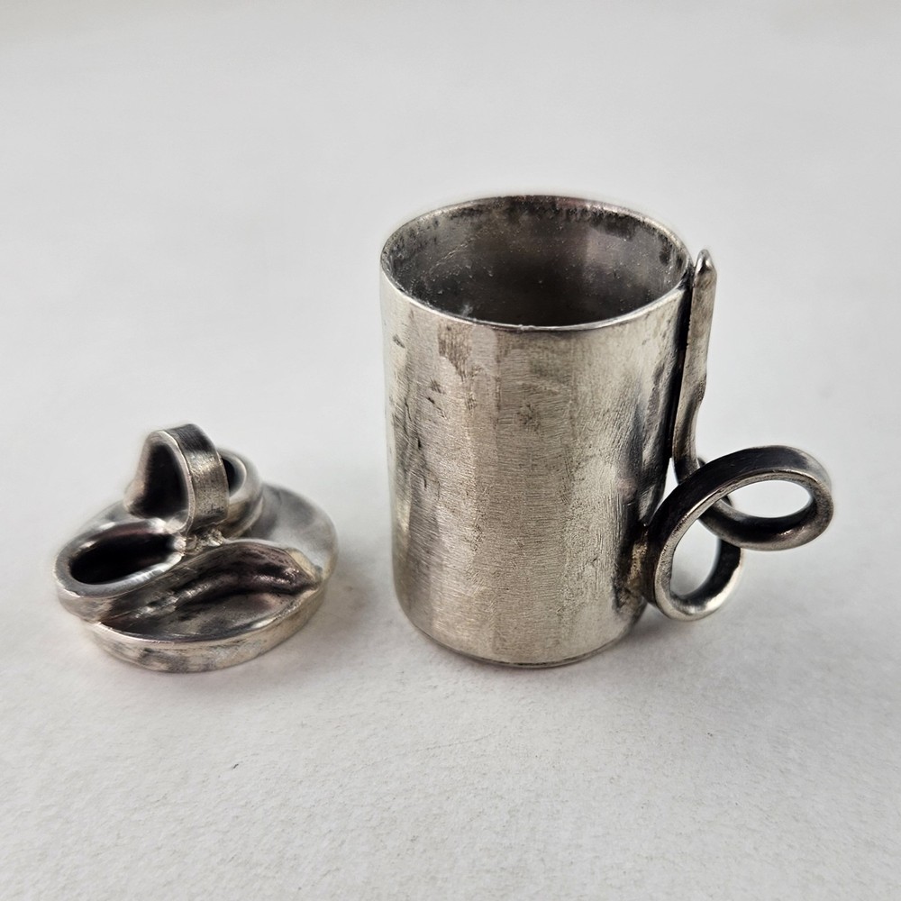 Silver Pill Box Container Artisan CM 34.6g [8862]