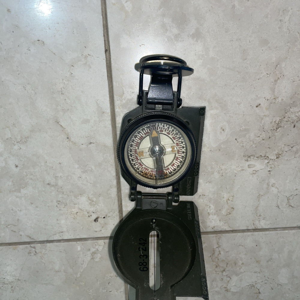 US COMPASS Jay Bee 9-66 WITH POUCH