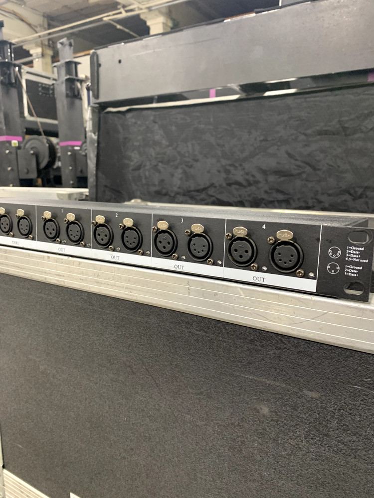 Chauvet Data Stream 4 DMX splitter