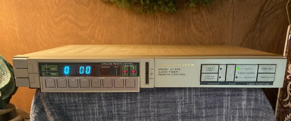 Vintage Marantz AT-333 Audio Timer (NOT Tested)Powers on ** Read Description**
