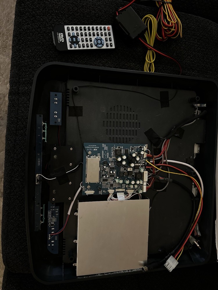 Replacement DVD Player With X-Large Screen Gor A 08 Tahoe