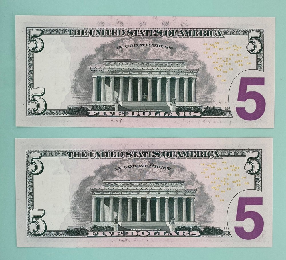 (2) CONSECUTIVE 2017 A $5.00 FEDERAL RESERVE NOTES OFFSET INK TRANSFER ERRORS #1