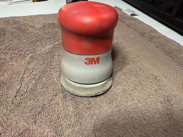 3M™ Finesse-it™ Pneumatic Random Orbital Buffer