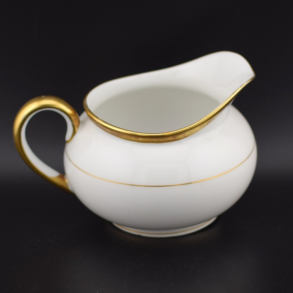 Creamer - Noritake M-Wreath Nippon