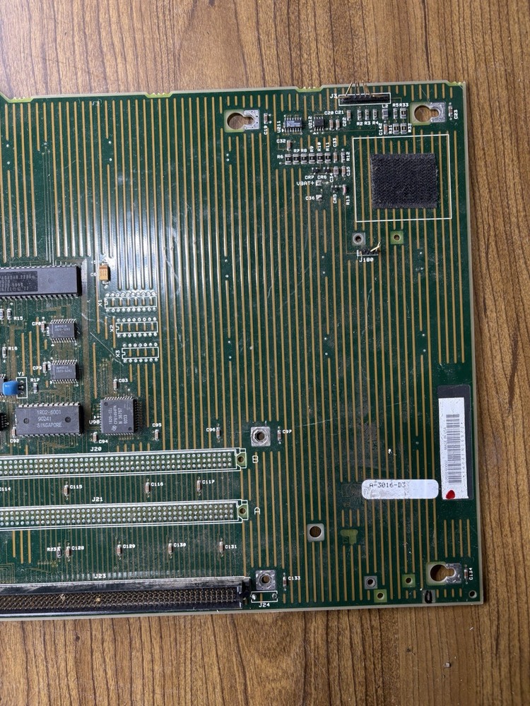 HP D2010-60002 VECTRA RS/20C BACKPLANE BOARD