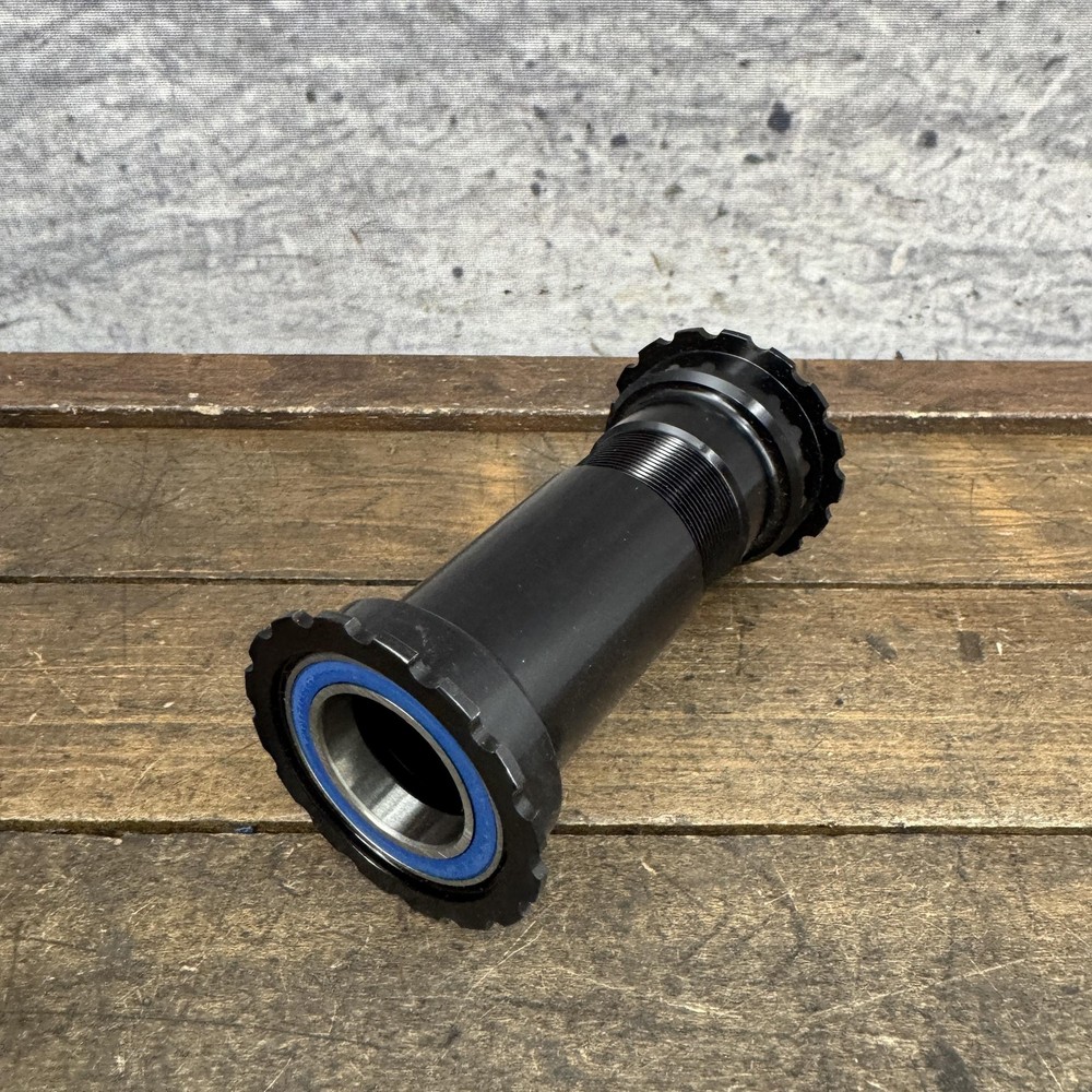 Wheels MFG BB86-OUT-BB Bottom Bracket BB86 24mm Thread Together Black ABEC-3