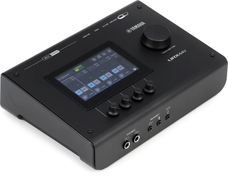 Yamaha URX44V USB-C Audio and Video Interface - Black