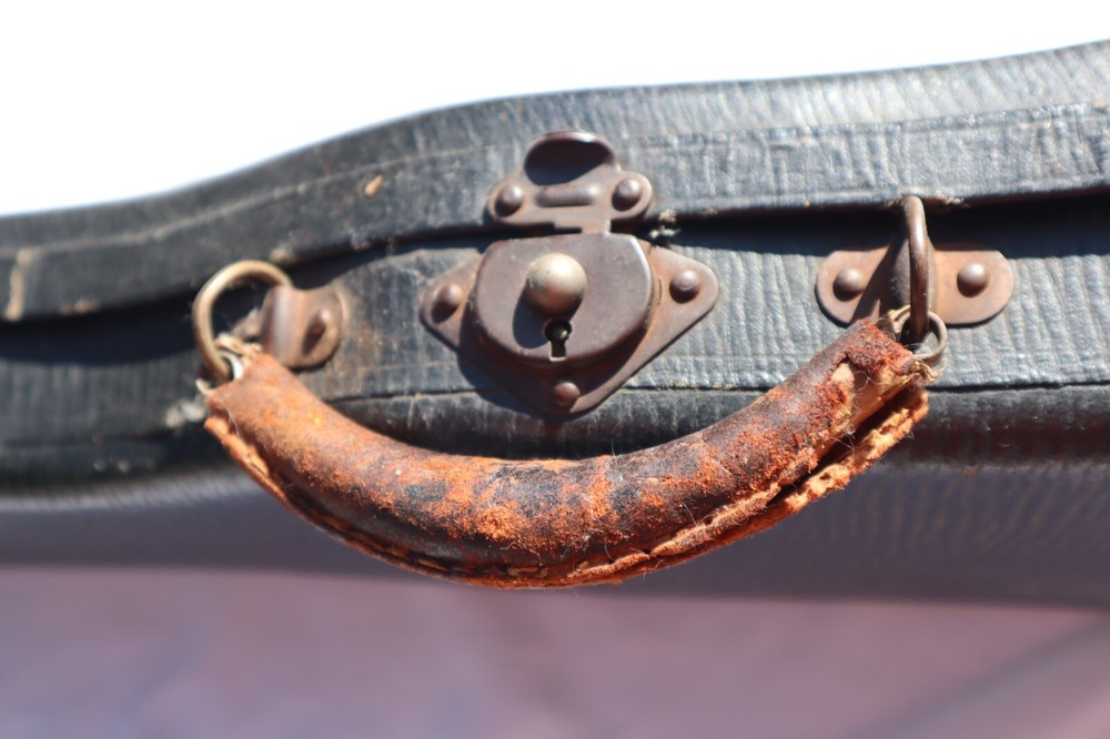 Antique violin hard case 30.5L