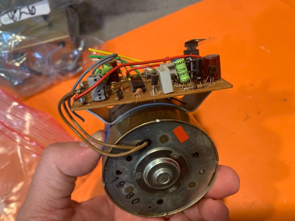 Dual CS 626 Vintage Stereo Turntable - Motor + Electronics