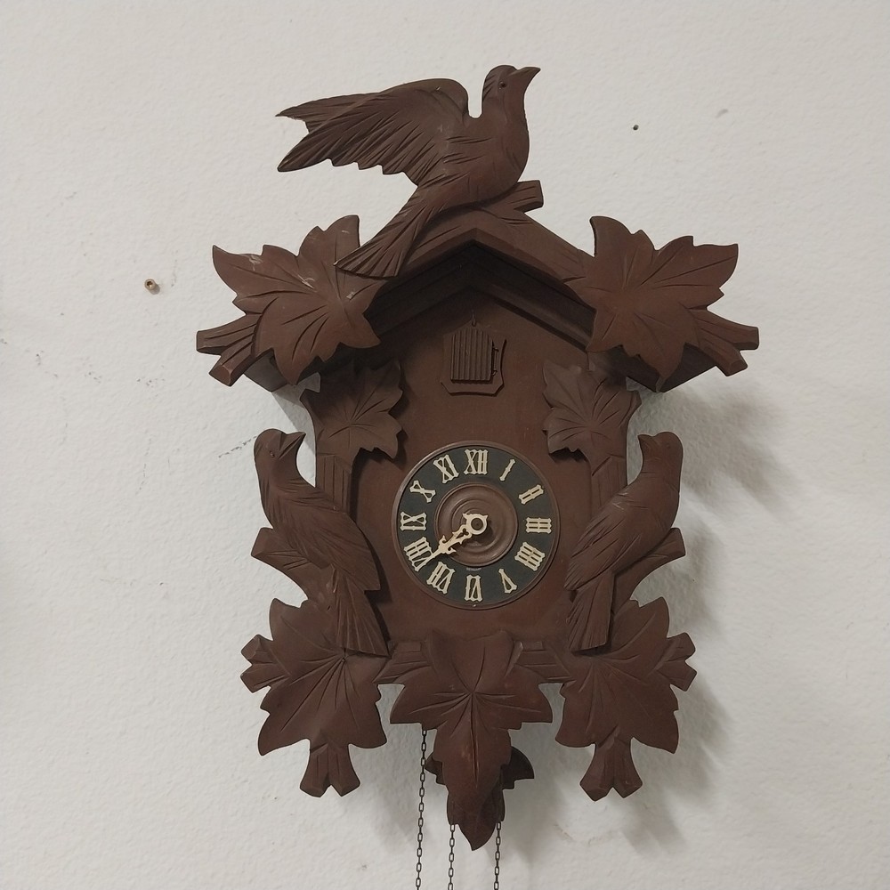 Vtg German E.Schmeckenbecher Black Forest Cuckoo Clock for Parts or Repair