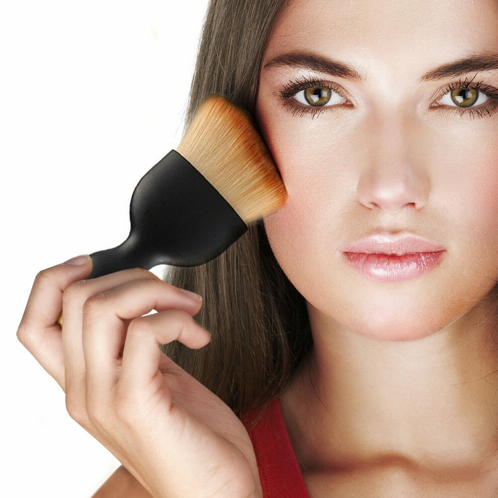 Deluxe Makeup Tool Accessory Kit with Bonus Blending Palette