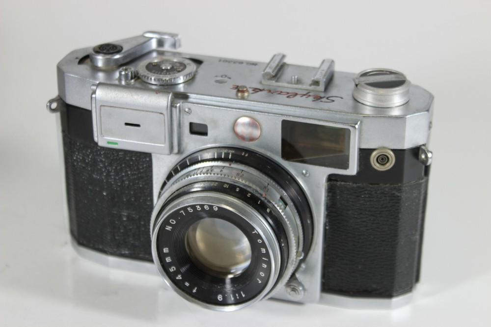 Skylark E 35mm Camera