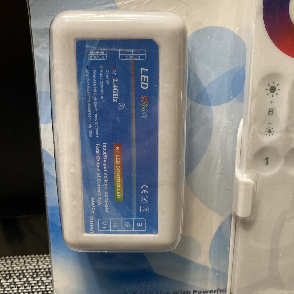 RF Wireless LED RGB Controller 2.4G SPIGHTDEX NEW