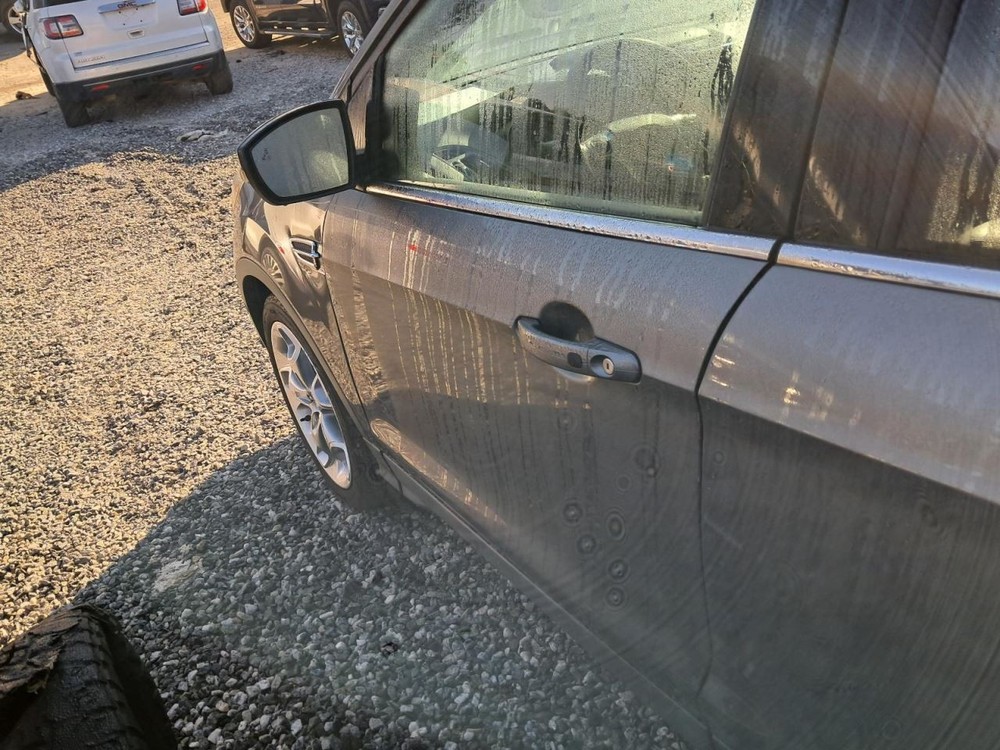 Fuse Box Engine Fits 13-16 ESCAPE 4784671