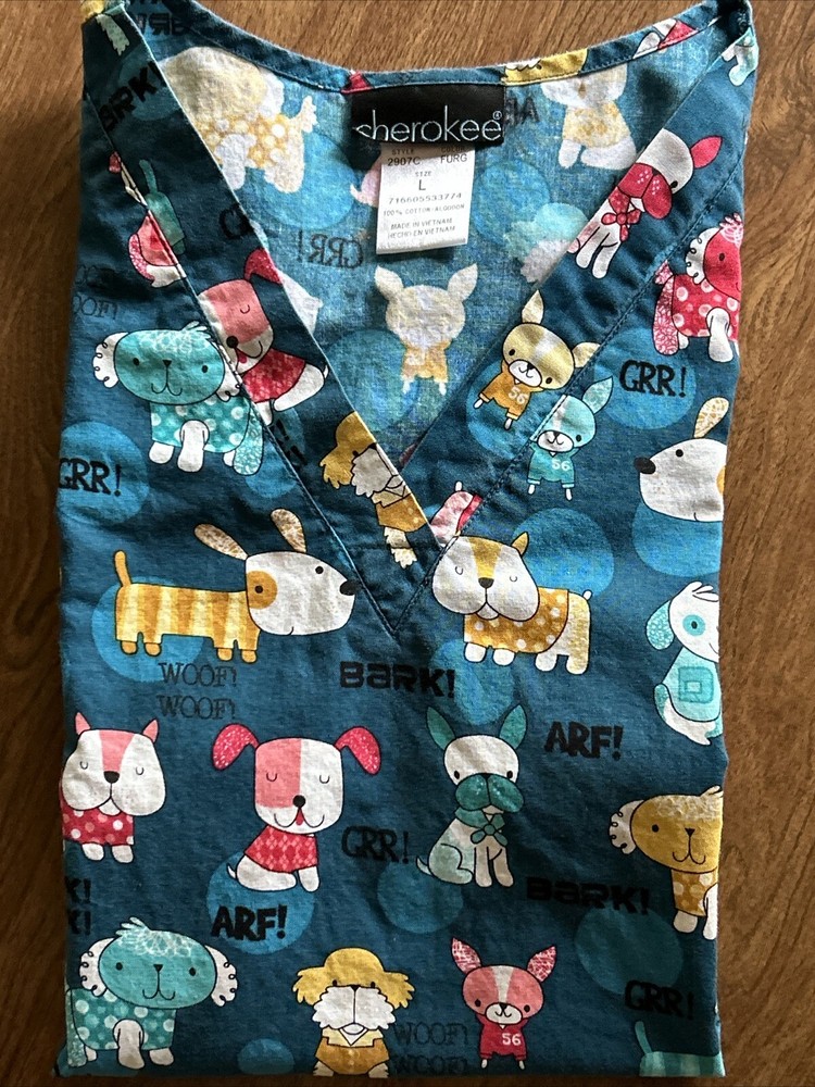 Cherokee Scrub Top “Dogs” Size L Preowned