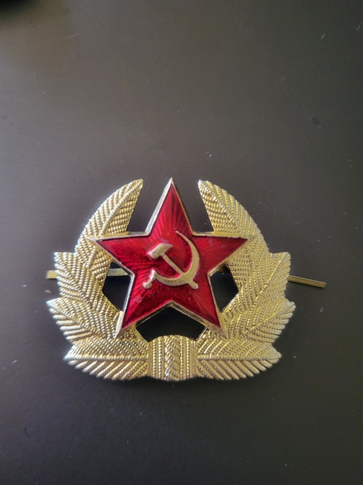 3-Russian Hat Badges