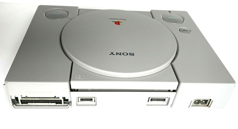 SONY PLAYSTATION 1 CONSOLE SCPH-7501 WITH PS1 CONTROLLER, MEMORY CARD AND GAME