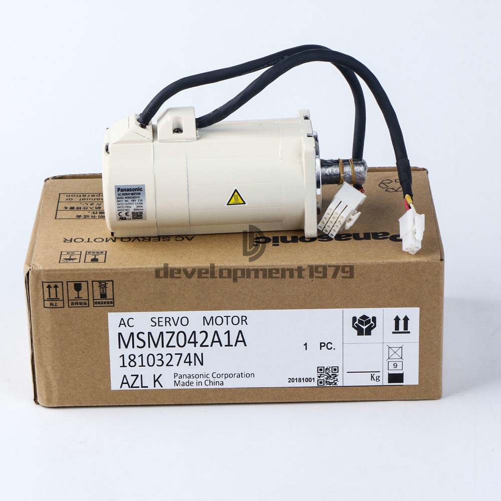 1PCS NEW Panasonic Servo Motor MSMZ042A1A