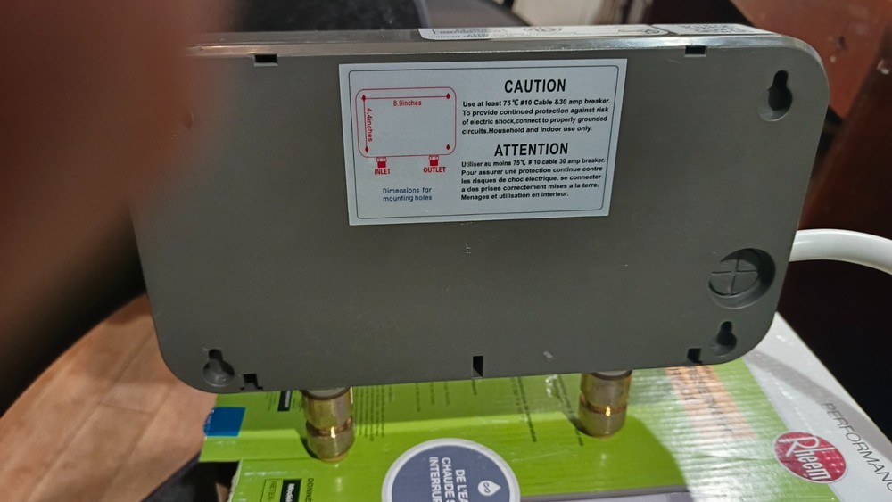 Rheem RETEX-06 6 kW 1.0 GPM Electric Tankless Water Heater - Gray