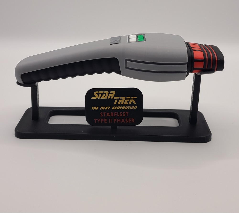 3D Printed Star Trek Dustbuster Phaser With Stand