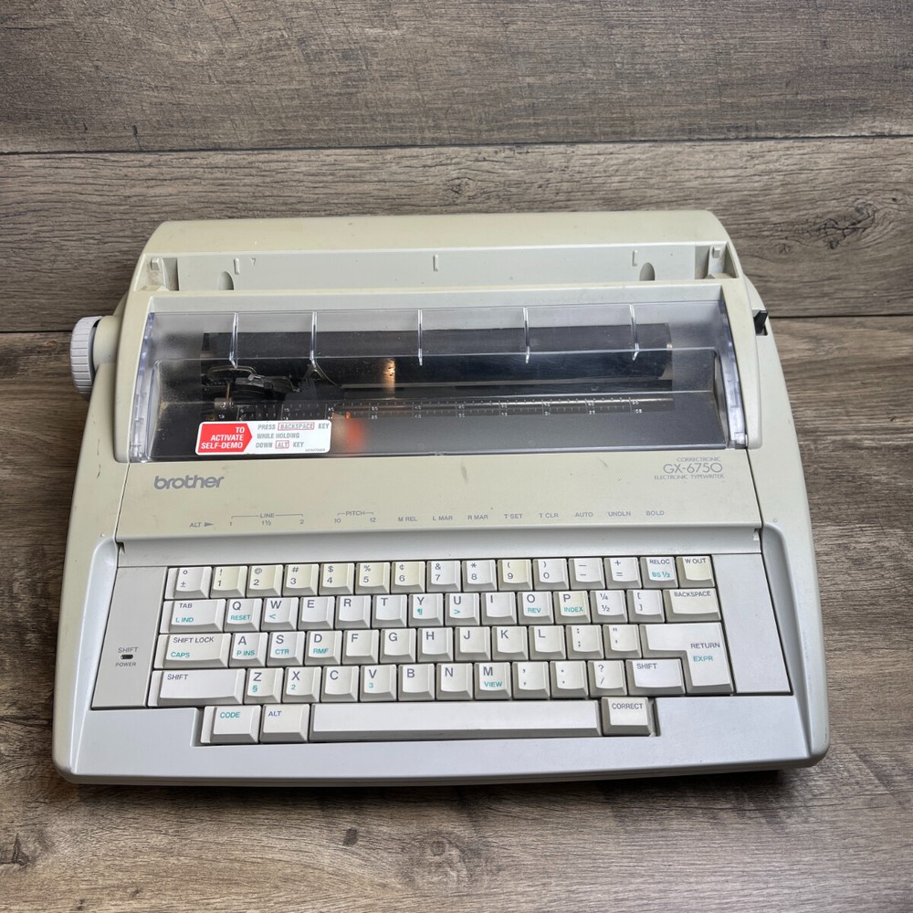 Brother GX-6750 White Automatic 65 Character Daisy Wheel Electronic Typewriter