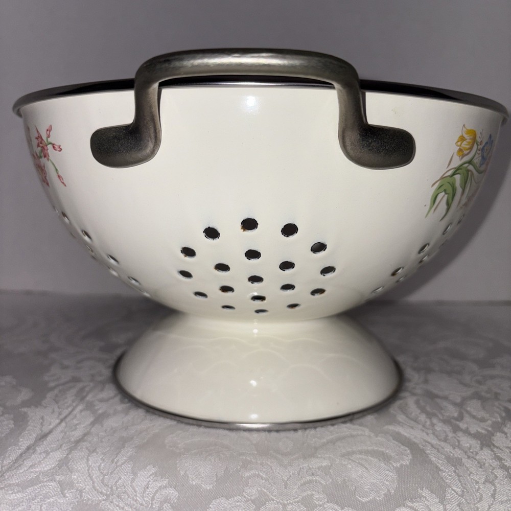 Kobe Colander, Floral Pattern , JC Penney