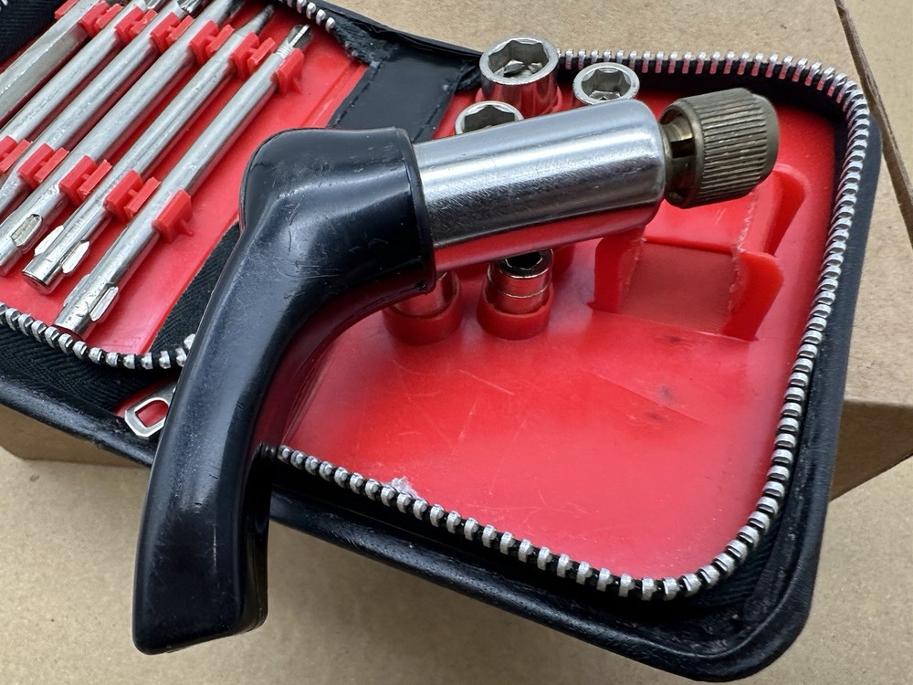 Vintage PC World Tool Kit - Computer Nut Driver Screwdriver Socket Set