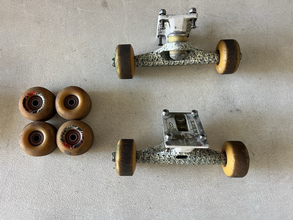 Krux skateboard trucks