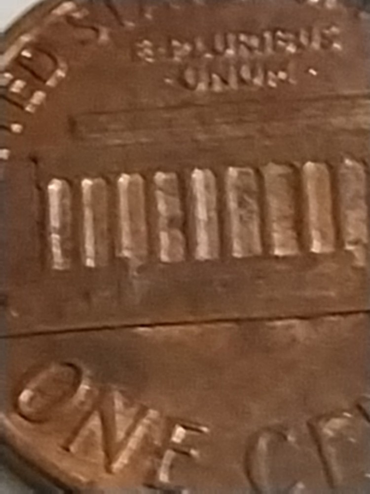 1988 P Error Lincoln Memorial Cent. Reverse Die Cracks.