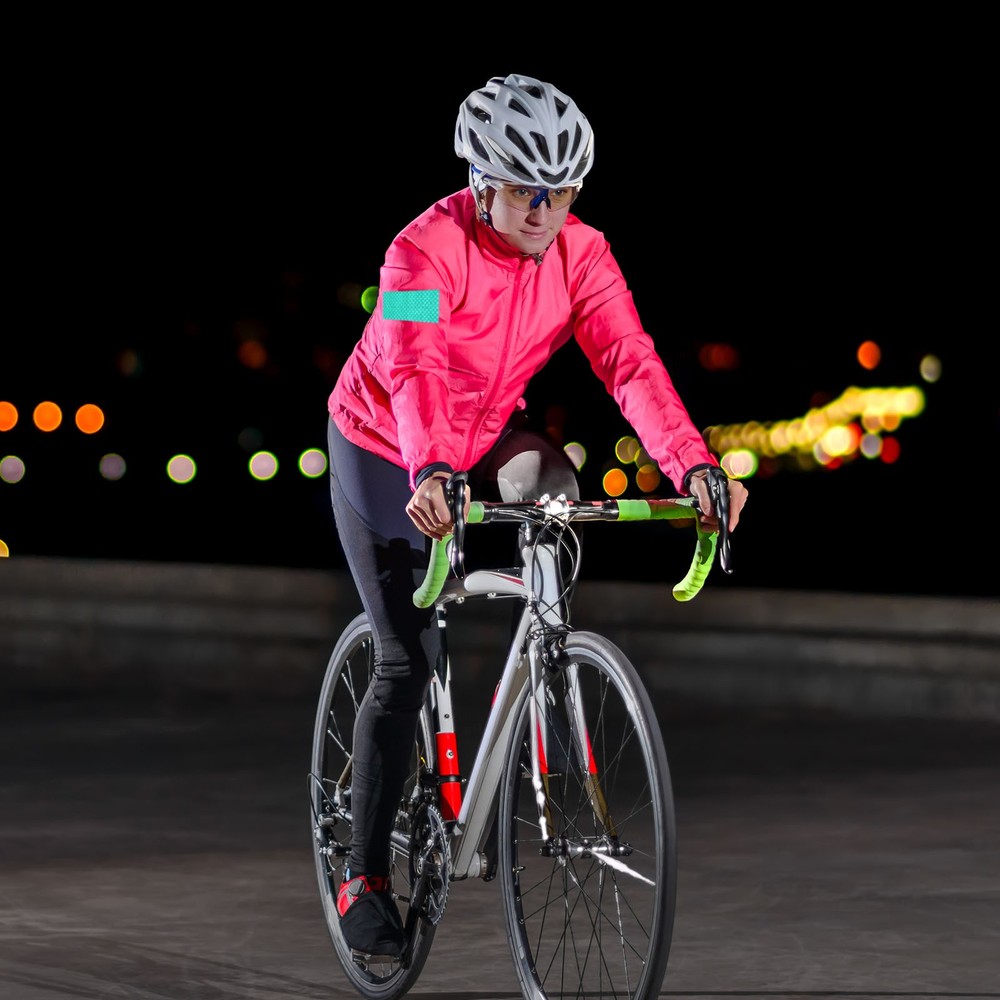 Reflective Patch 2"x3" 4pcs Hook and Circle Closure Green