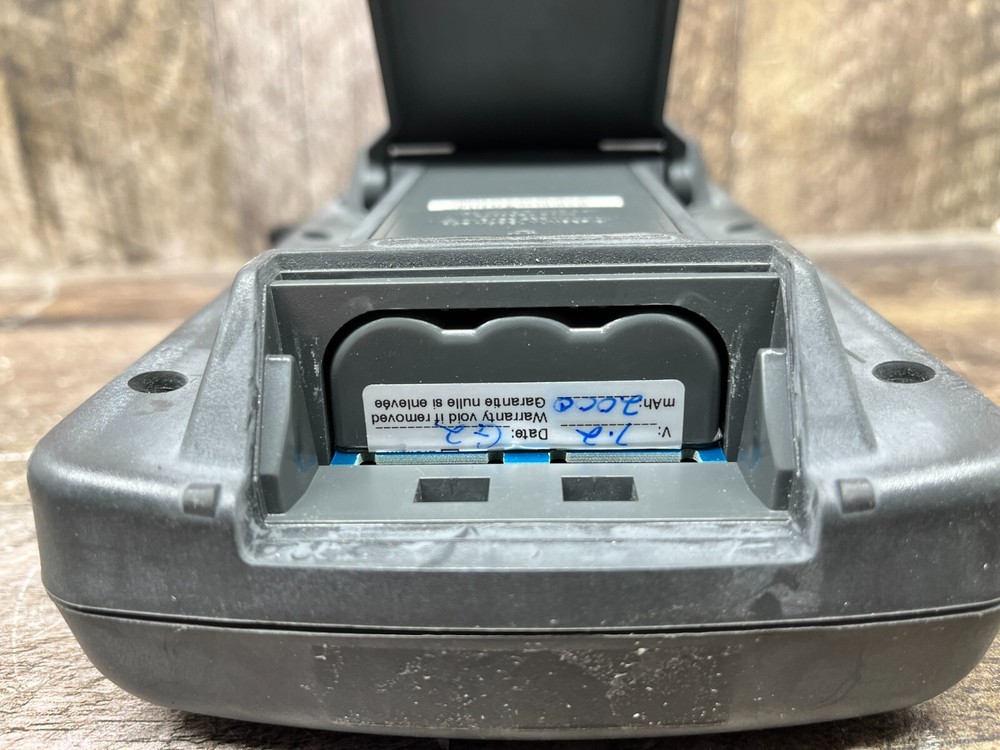 Fluke Networks DSP-2000 Cat5 LAN Cable Analyzer DSP2000SR