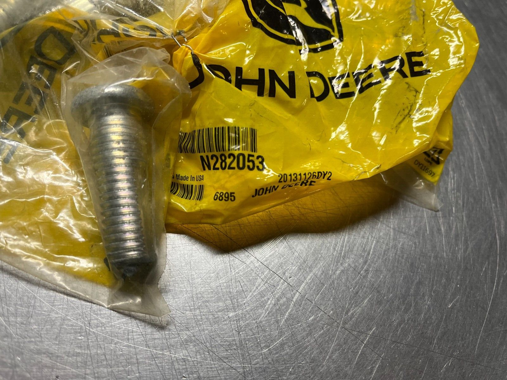N282053 John Deere Bolt