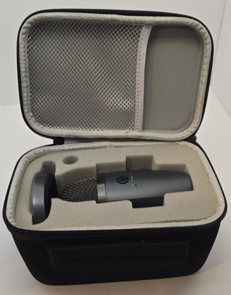 Yeti Blue Podcasting Microphone w/ Hard Shell Case