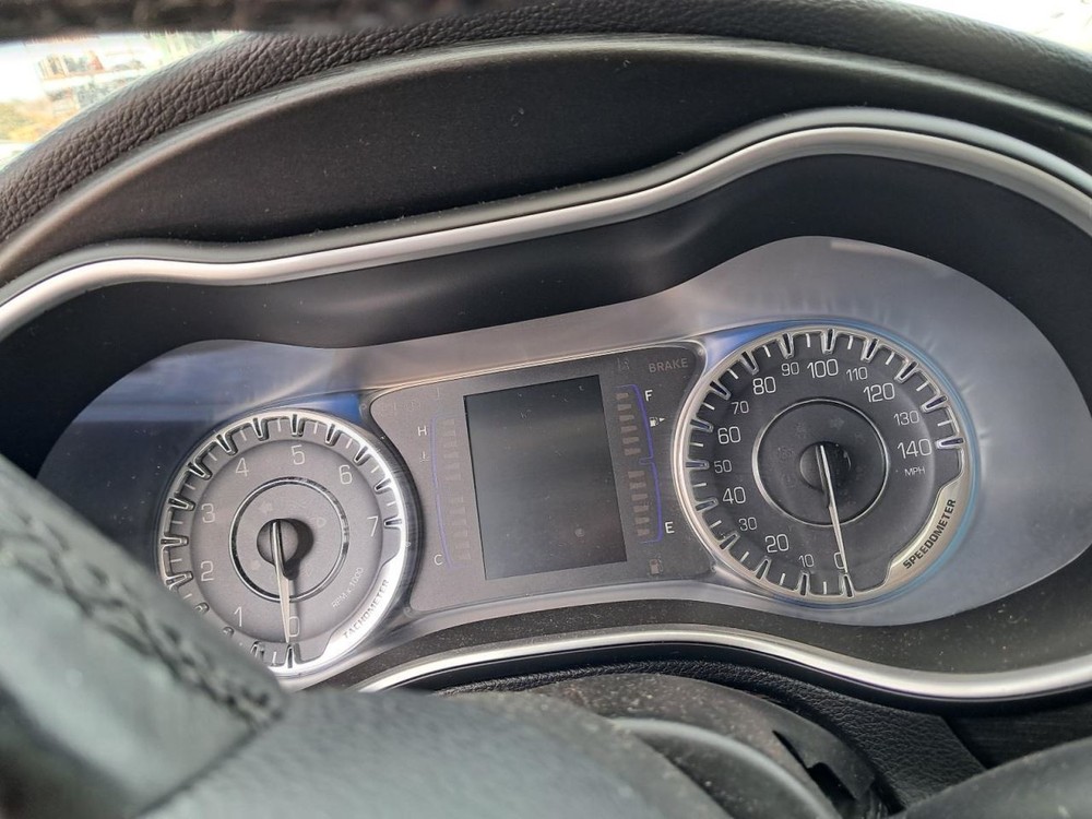 200 2015 Glove Box 4864827