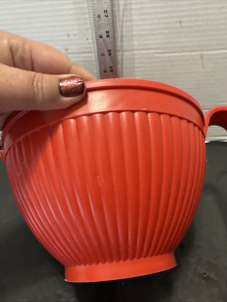 Nordic Ware Better Batter Bowl, Red,10 Cups Used