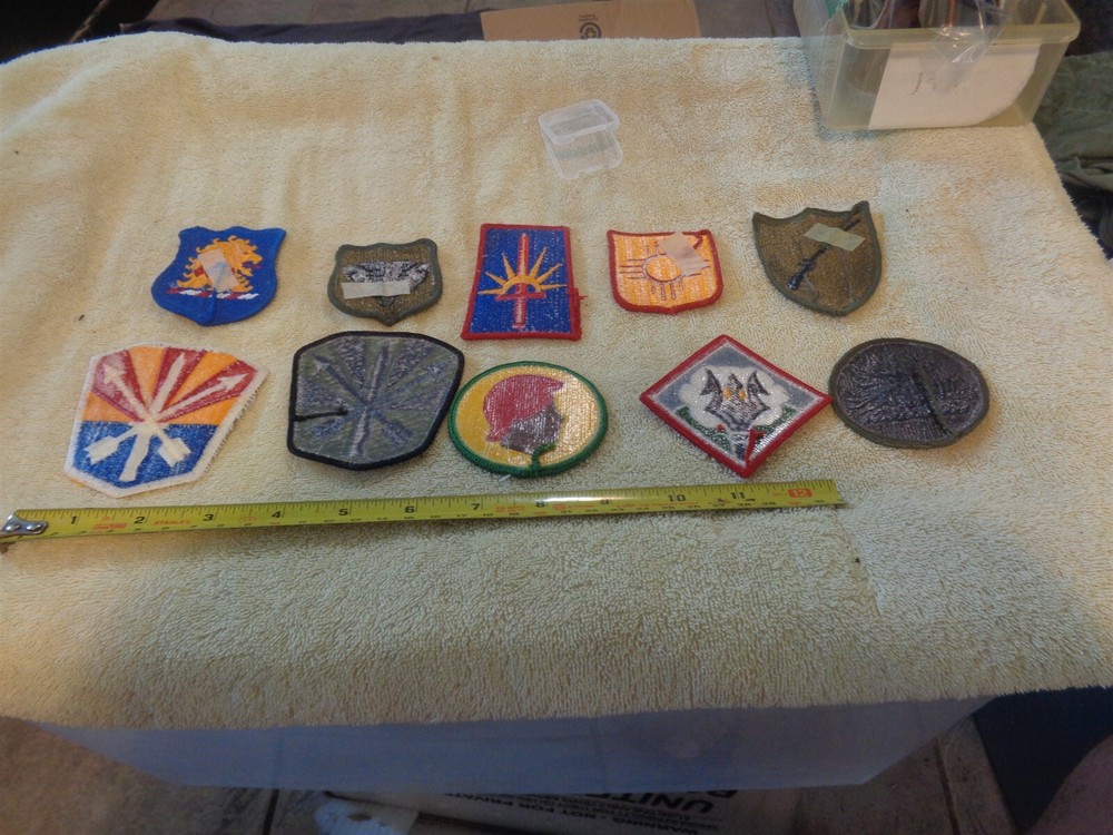 10 Military Patches New & Used (BOX TOAD#B8)
