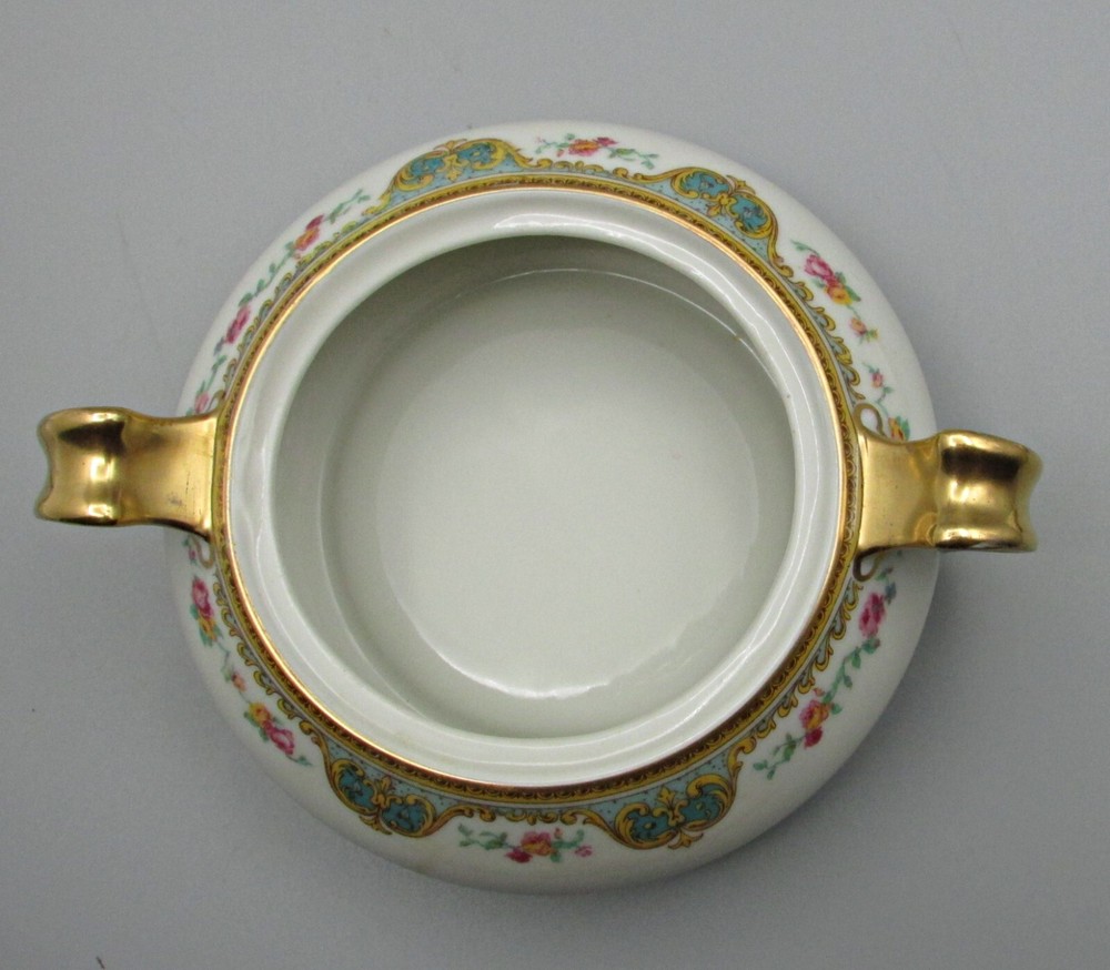 Haviland Juno Covered Sugar - Roses & Scrolls - Schleiger 729