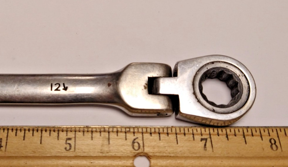 Ratcheting Flexhead Combination Wrench 12 Point 12mm Unbranded