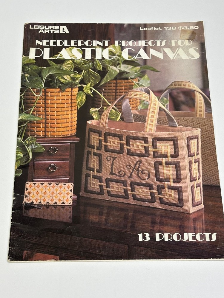 Leisure Arts Needlepoint Projects for Plastic Canvas Leaflet 138